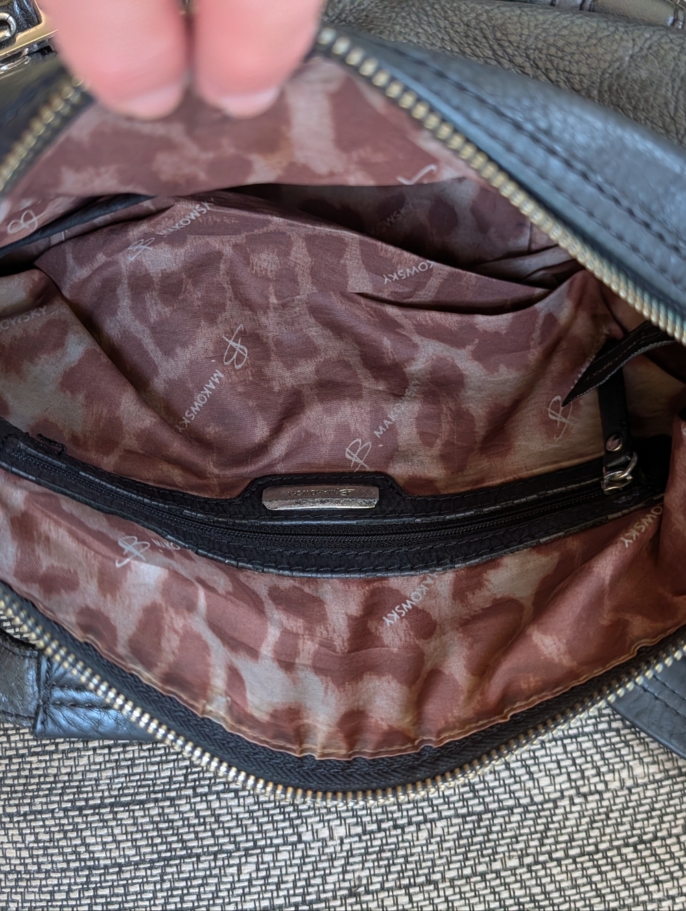 LEATHER HANDBAG - Picture 8 of 9